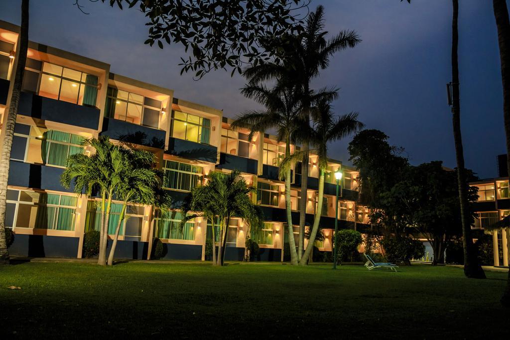 Hotel Calli Santo Domingo Tehuantepec ภายนอก รูปภาพ